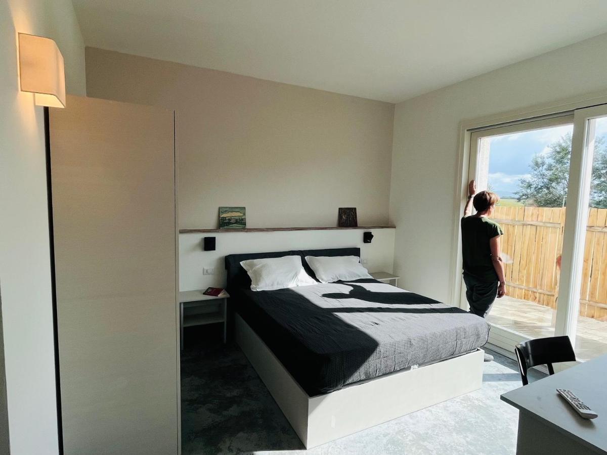 Agriturismo Casette Del Forno 몬탈토디카스트로 외부 사진