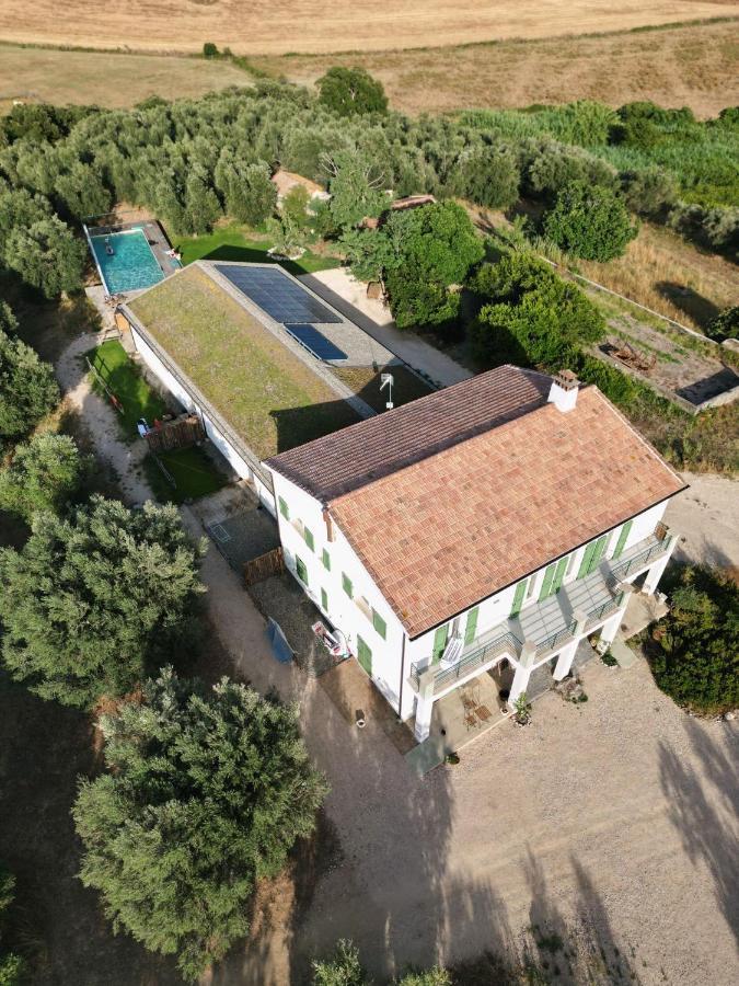 Agriturismo Casette Del Forno 몬탈토디카스트로 외부 사진
